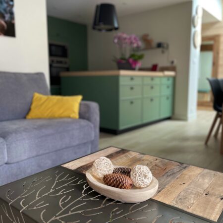 Escapade en tribu<br>jusqu'à 6 personnes<br>2 nuits en week-end<br>Gîte BOIS JOLI – Image 4